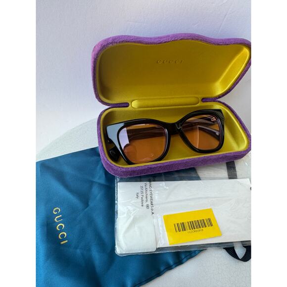 Gucci Retro Black Pink / Purple Sunglasses main image 11